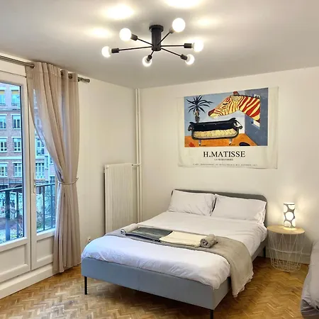 Paris: Agreable D'un Grand Artiste Paris